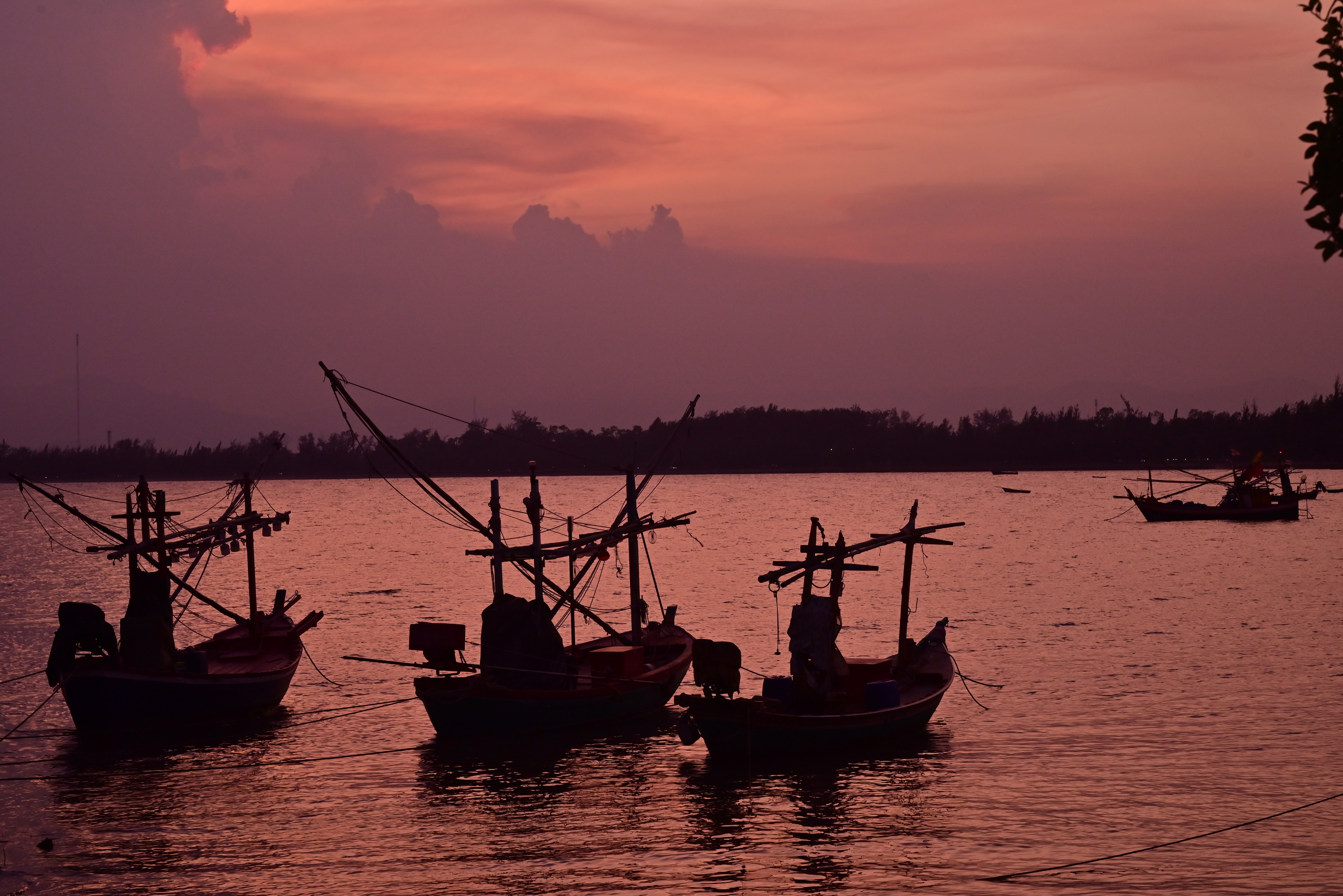 (Ao Noi) Image